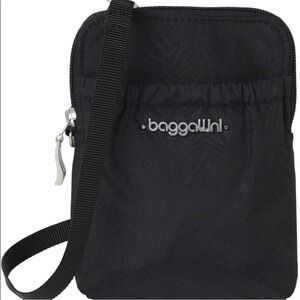 Baggallini Bryant Crossbody Bag
